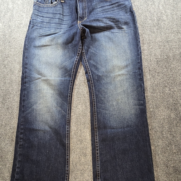 Relaxed Fit Men's Denim Jeans - Picture 6 of 10